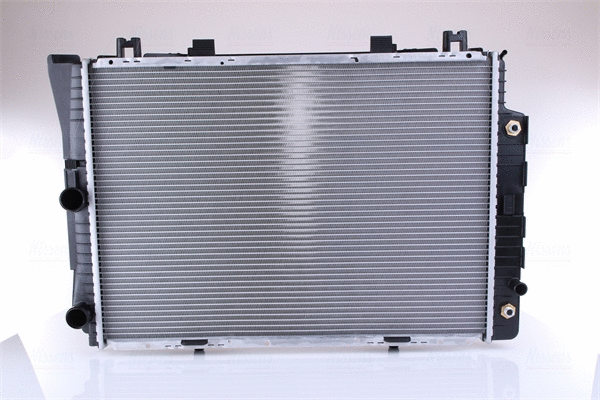 Variklio aušinimo radiatorius NISSENS 62746A