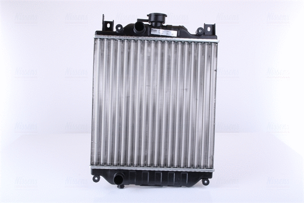 Variklio aušinimo radiatorius NISSENS 64173A