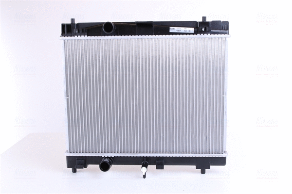 Variklio aušinimo radiatorius NISSENS 64671A