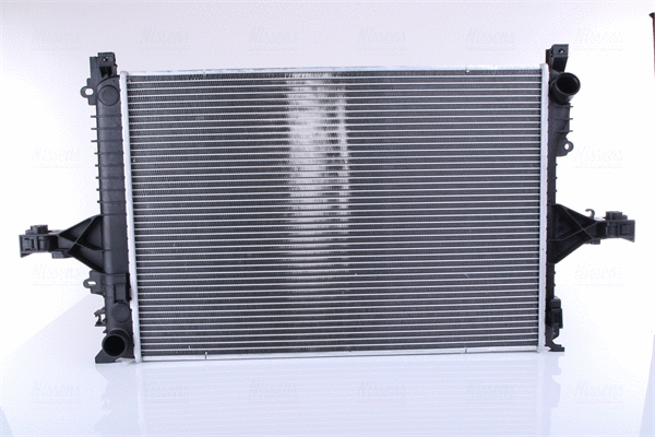 Variklio aušinimo radiatorius NISSENS 65557A