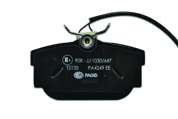 Diskinių stabdžių trinkelių rinkinys HELLA PAGID 8DB 355 018-571